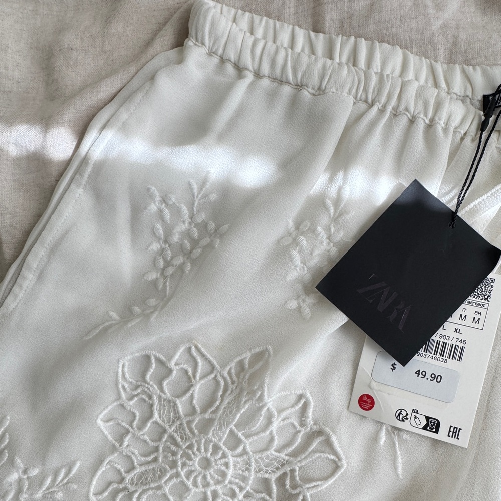 Embroidered Guipure Lace Shorts